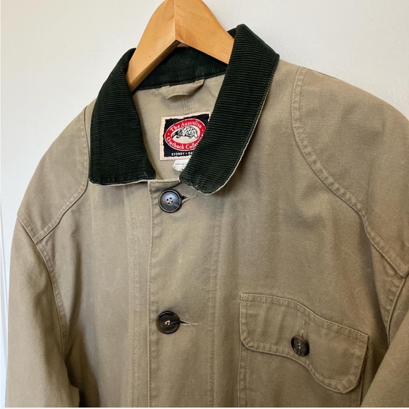 Vintage Men’s Tan Chore Jacket with Green Collar - Picture 2 of 8